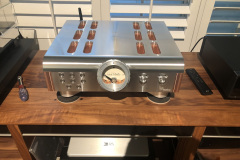 Momentum-HD-Preamp-Front-1