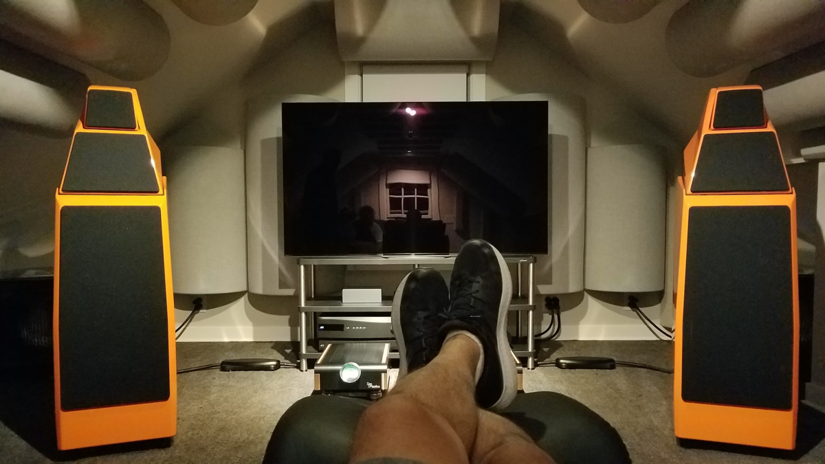 New York 2 channel high end w acoustic design - 2