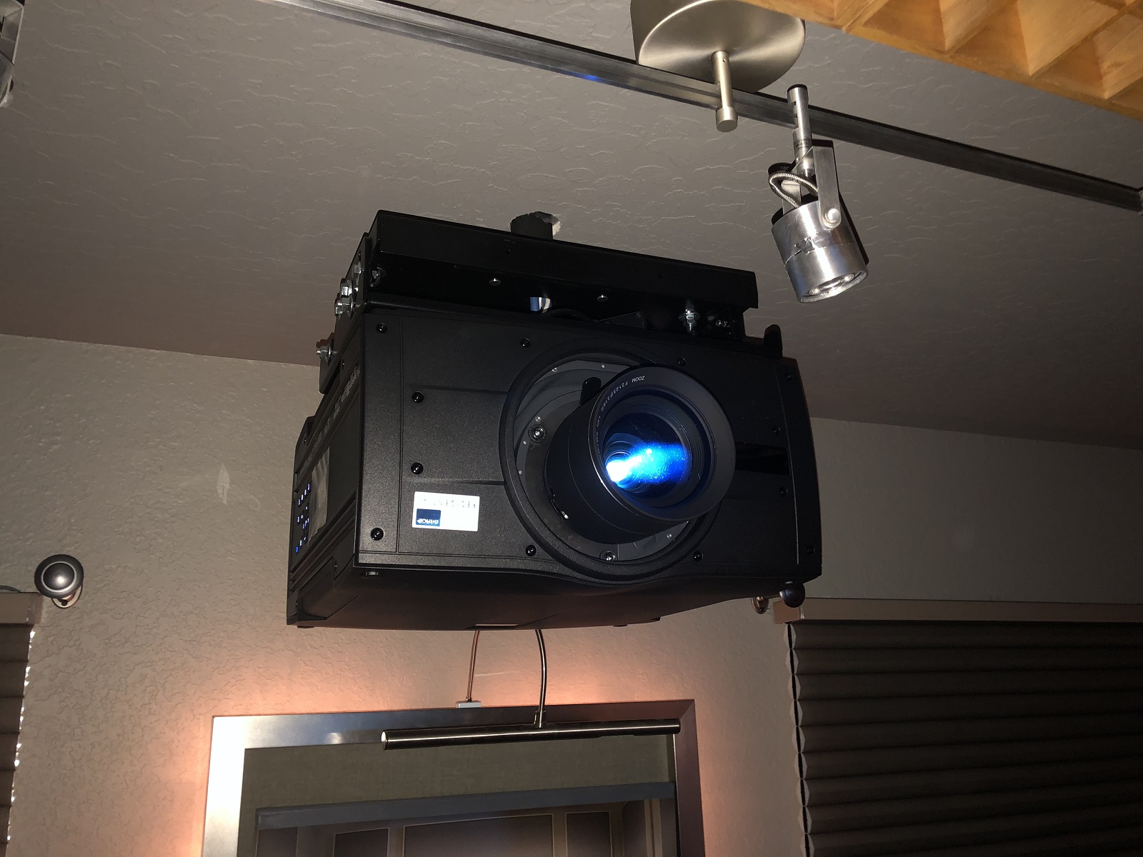 4-New Barco Bragi LED Home Cinema Projector