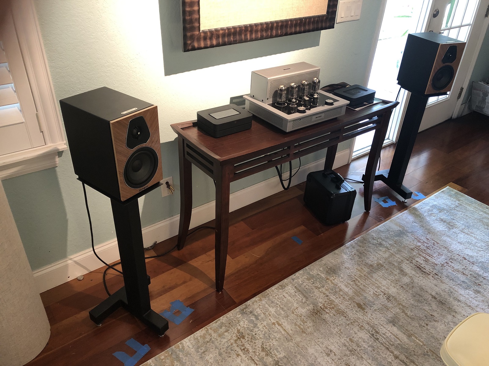 Sonus-Faber-Lumina-Amator-w-Bluesound Powernode or Audio Research I/50 Integrated Amp